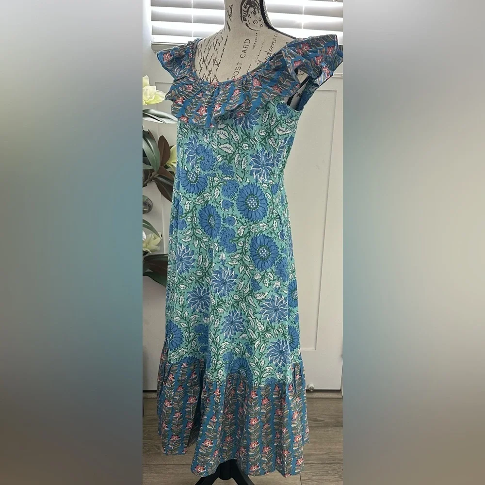 ๐บNWT Cella & Flo Floral Fashion Dress โ Size 4 - Picture 5 of 16
